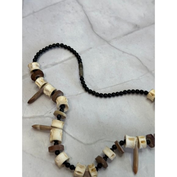 Southwestern Fish Bone Vertebrae Beaded tTribal Necklace - Picture 9 of 9